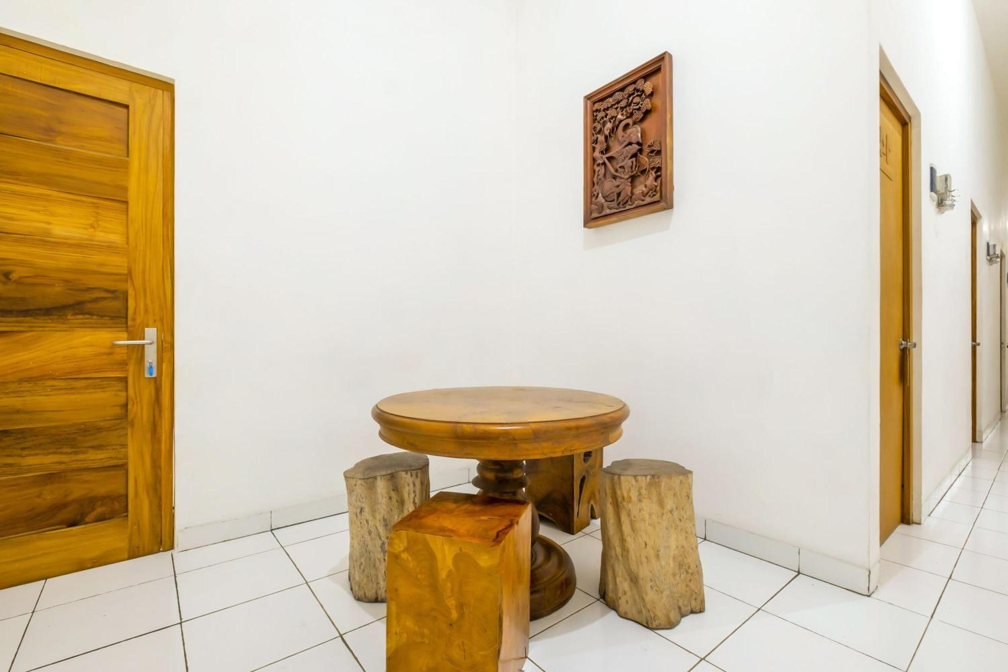 Hotel O Syariah Tasikmalaya Near Universitas Siliwangi Formerly Siliwangi Guest House Extérieur photo